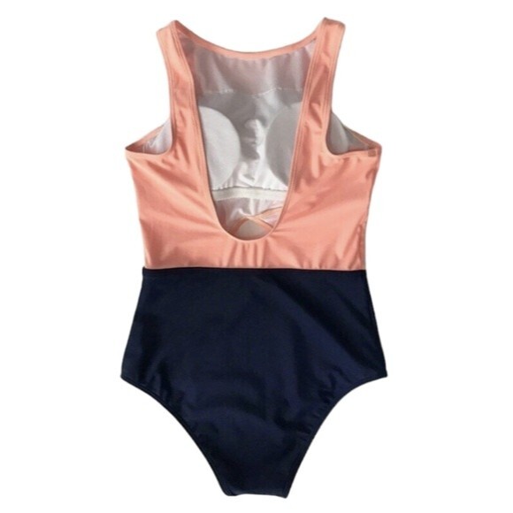 Cupshe Swimsuit Color Block Cut Out One Piece Swimsuit Built in Bra Med NWT - Picture 4 of 9